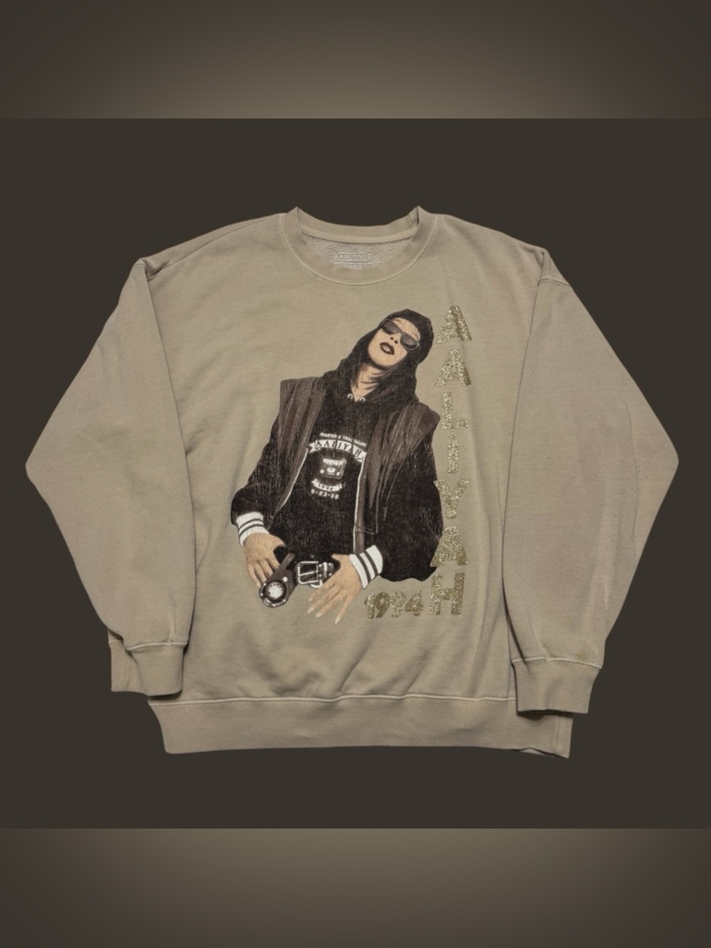 Retro Graohic Aliyah Sweatshirt